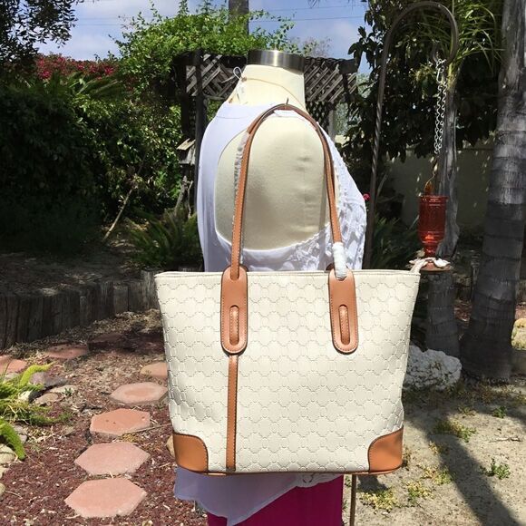 BRAND NEW FASHION WOMEN SHOULDER BAG SET WITH WRISTLET - Picture 5 of 11